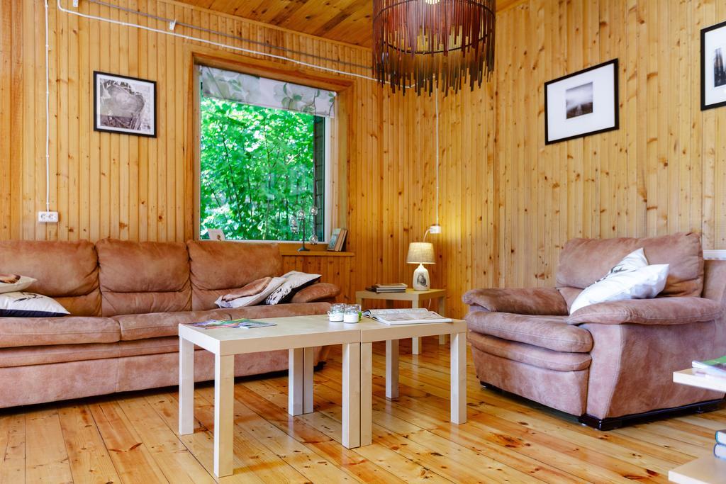 Poilsio Baze Guest House Latezeris Ngoại thất bức ảnh